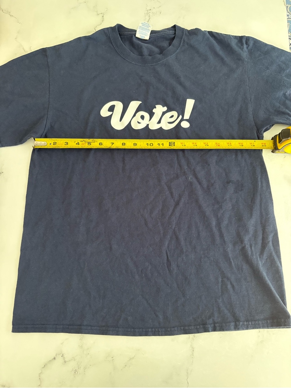 Size Large Navy Blue T-shirt with Vote! white text